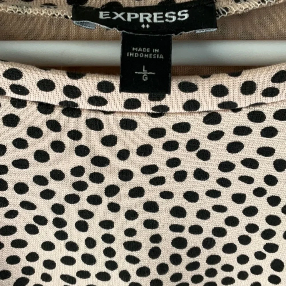 Express Black and Tan Dot Tie-Waist Tunic - Picture 3 of 6